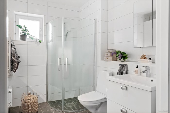 11874293_16-328-16_photo_web