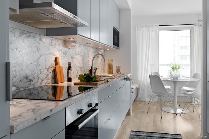 11976593_16-328-16_photo_web