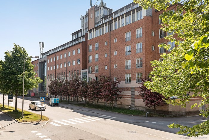 12389016_14-328-16_photo_web