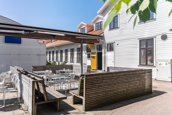 12389016_15-328-16_photo_web