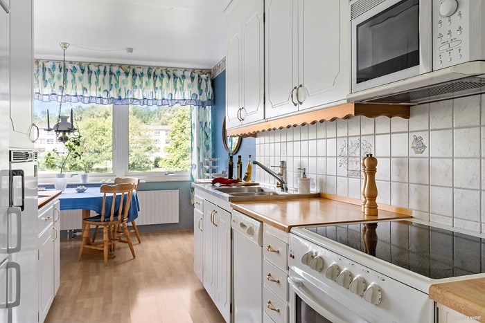 12426376_6-328-16_photo_web