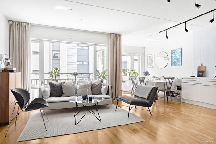 12464265_7-328-16_photo_web