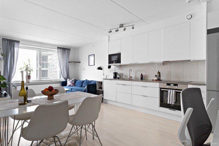 12644385_1-328-16_photo_web