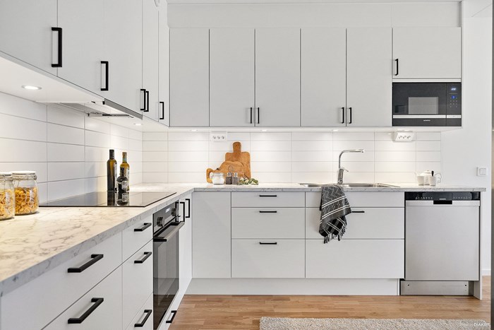 12734928_10-328-16_photo_web